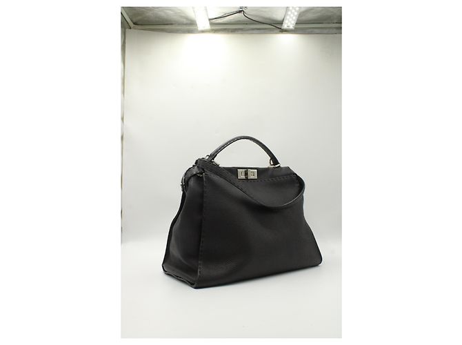 Fendi Peekaboo media in pelle Selleria nera Nero - vista 15