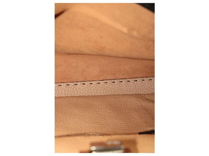 Fendi Peekaboo media in pelle Selleria nera Nero - vista 19