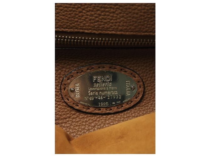 Fendi Peekaboo media in pelle Selleria nera Nero - vista 22