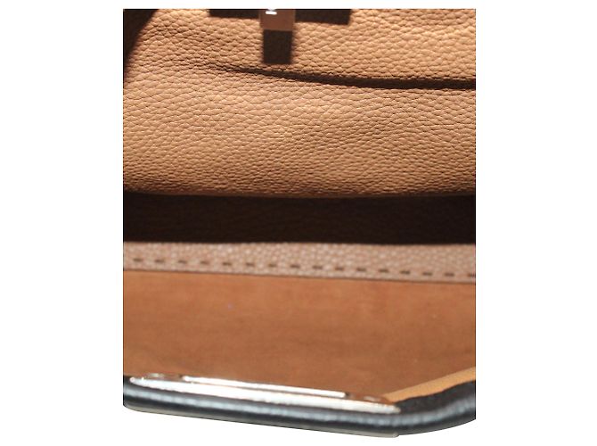 Fendi Peekaboo media in pelle Selleria nera Nero - vista 9