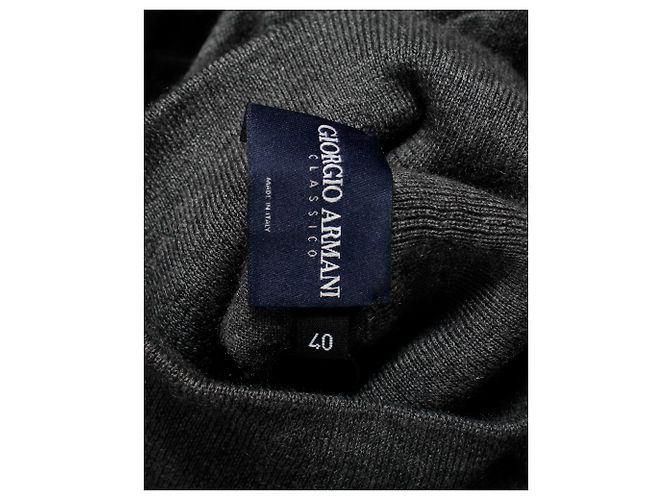 Rollkragenpullover von Giorgio Armani aus grauem Kaschmir - Ansicht 4