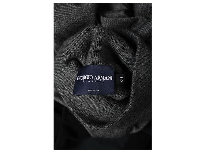 Rollkragenpullover von Giorgio Armani aus grauem Kaschmir - Ansicht 9