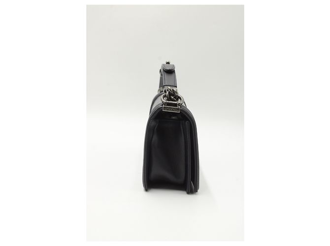Borsa media da ragazzo Chanel con patta in pelle di pitone blu navy - vista 9