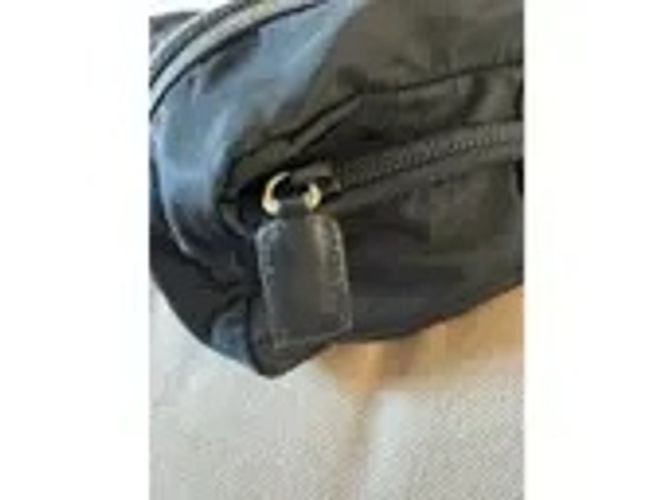 Bolso de cosméticos Prada Beauty Re Nylon Negro - vista 3