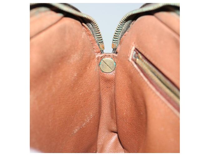 Pochette LOUIS VUITTON con monogramma Marly Dragonne GM M51825 LV Auth th4769 - vista 21