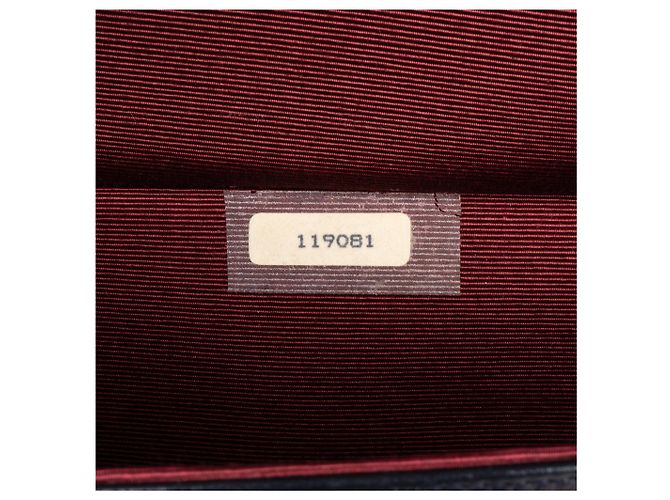Pele de cordeiro acolchoada Chanel 24Bolsa Meia Lua K Dourada com Aba Única Azul - vista 14