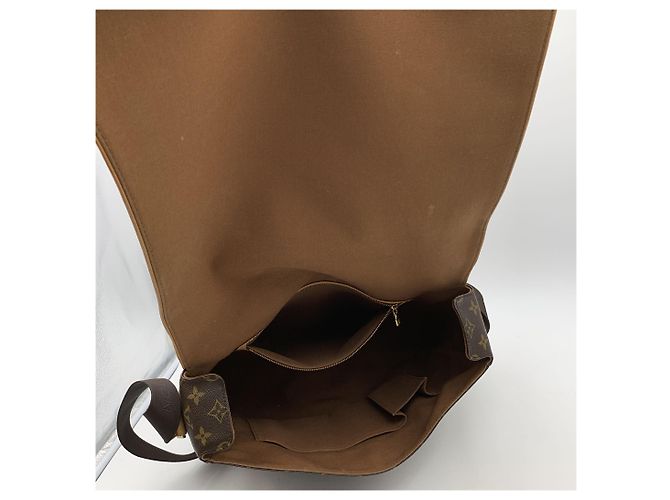 Louis Vuitton Borsa a tracolla monogramma Abbesses GM M45257 Marrone - vista 6