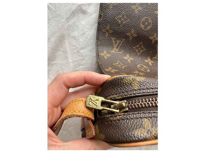 Borsa Louis Vuitton Saint-Germain Marrone - vista 17