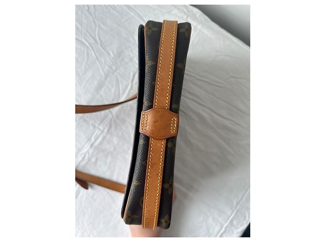 Borsa Louis Vuitton Saint-Germain Marrone - vista 19