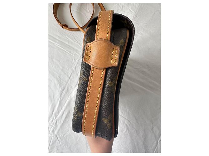 Borsa Louis Vuitton Saint-Germain Marrone - vista 5