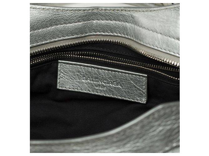 Sac BALENCIAGA City en Cuir Argent - 101849 - vue 6