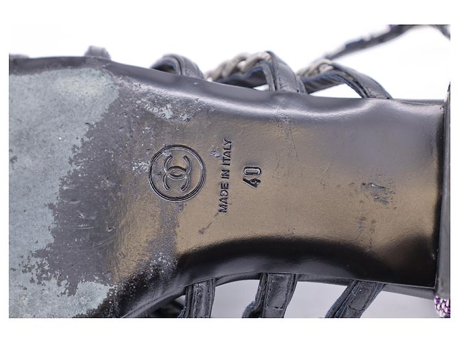 Timeless Chanel 2015 Sandali con maglie a catena in tweed in pelle nera Nero - vista 14