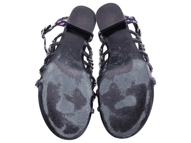 Timeless Chanel 2015 Sandali con maglie a catena in tweed in pelle nera Nero - vista 5