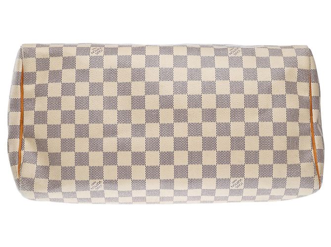 LOUIS VUITTON Speedy Bag in White Canvas - 101841 - view 10