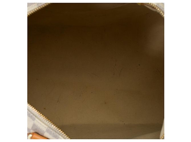 LOUIS VUITTON Speedy Bag in White Canvas - 101841 - view 8
