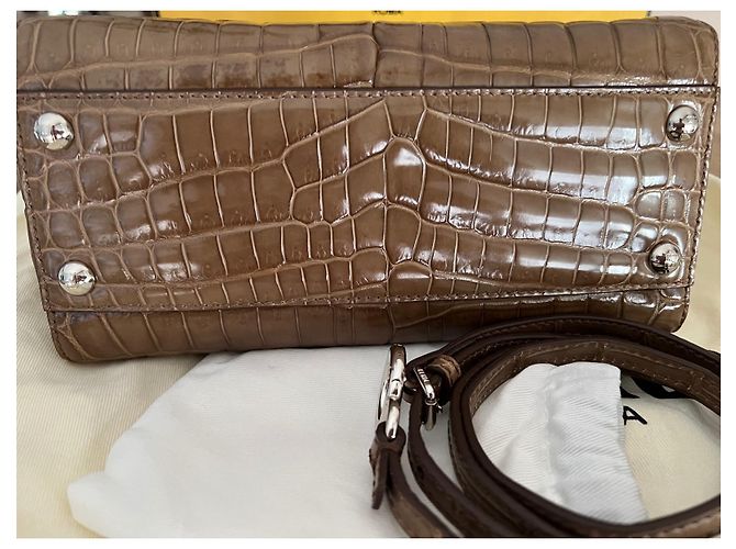 Bolso Fendi Peekaboo de piel de cocodrilo marrón Castaño - vista 10