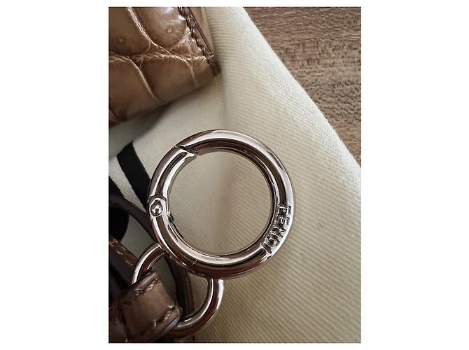 Bolso Fendi Peekaboo de piel de cocodrilo marrón Castaño - vista 8