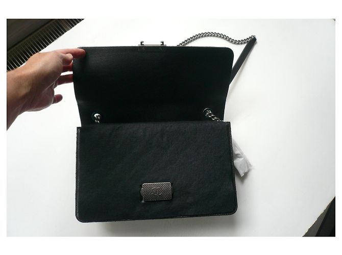 Grande borsa a tracolla Chanel CC University NUOVA Nero - vista 5