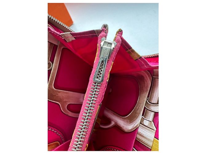 Silk In Hermès Brieftasche Seide in Grau Hellbraun Silber Hardware - Ansicht 9