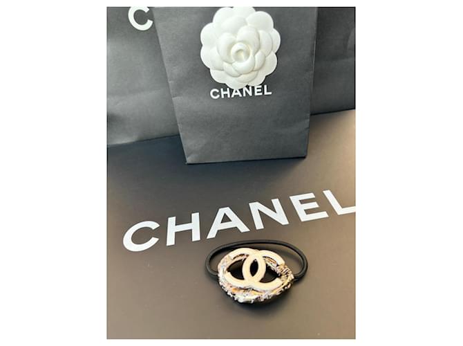 CHANEL ELASTISCHER HAARBAND, CC-LOOP Aus weiß - Ansicht 2