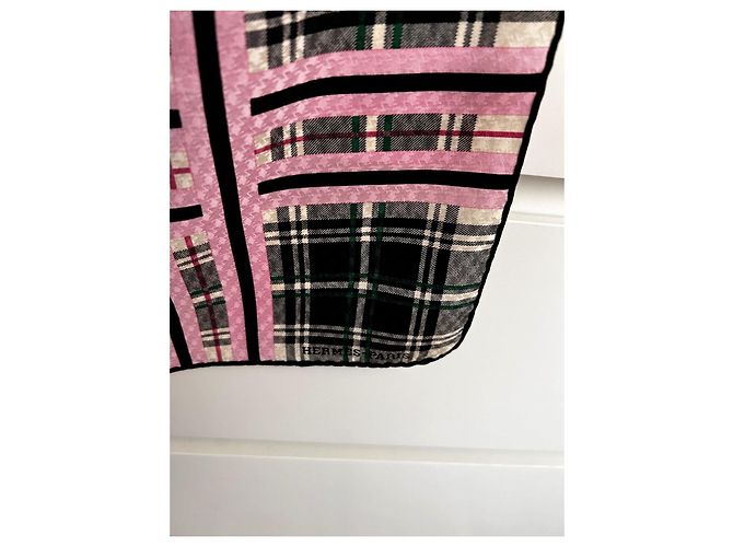 Hermès Sciarpa Hermes modello scozzese e principe di Galles Rosa Verde Blu navy - vista 2