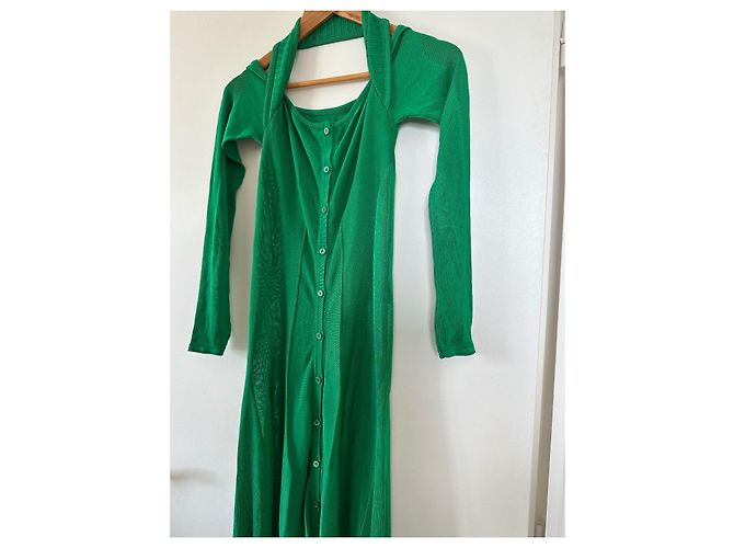 Jacquemus Kleid aus grünem Samt - Ansicht 3