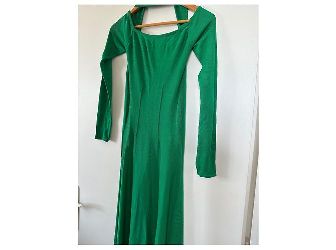 Jacquemus Kleid aus grünem Samt - Ansicht 5