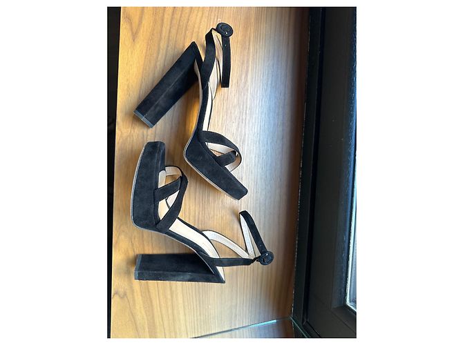 Gianvito Rossi Sandalo con plateau in camoscio nero - vista 6
