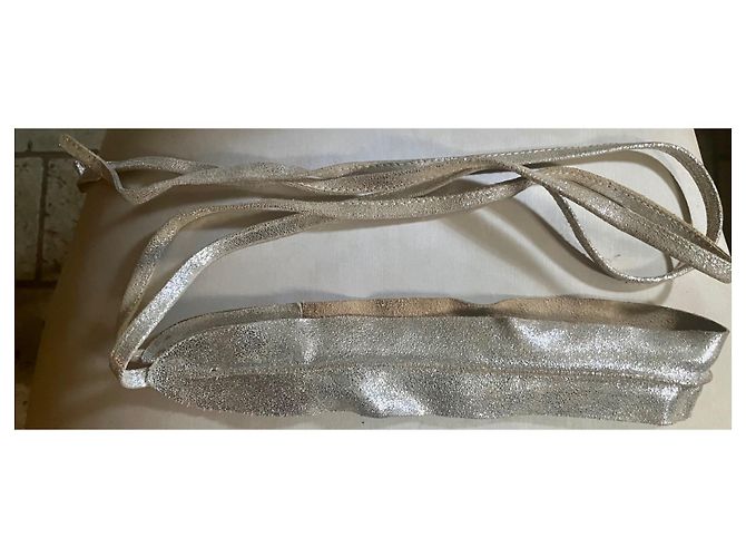 Set Aridza Bross Borsa a Tracolla e Pochette in Pelle Argento - vista 8