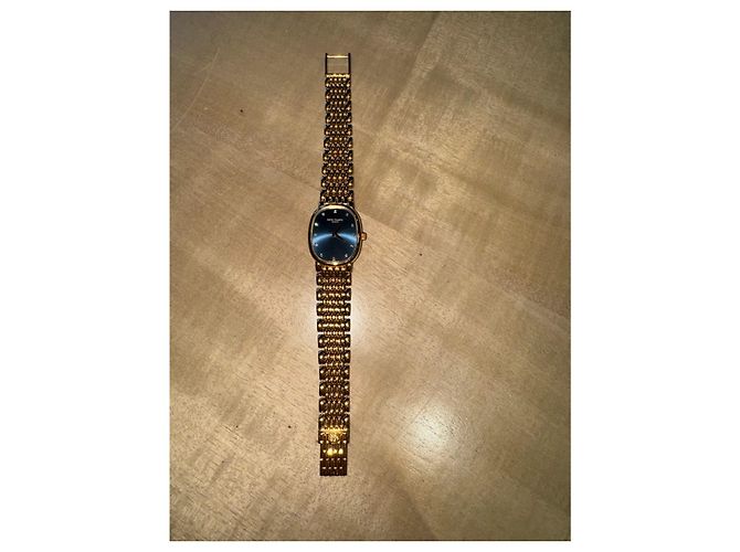 Patek Philippe Genf 750 Golden - Ansicht 3