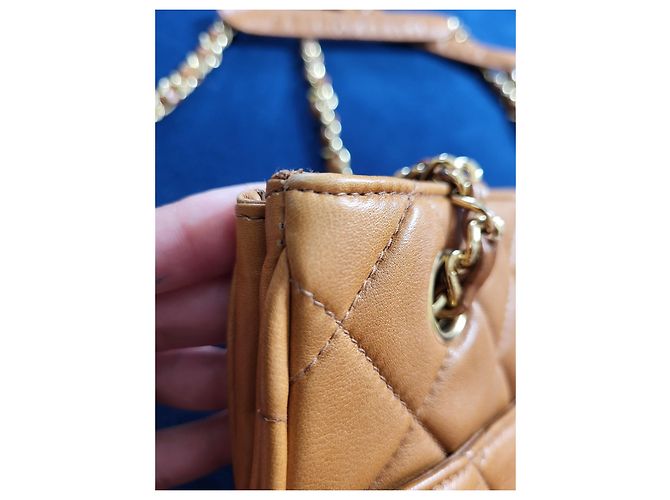 Borsa Chanel in pelle d'agnello marrone chiaro oro - vista 10