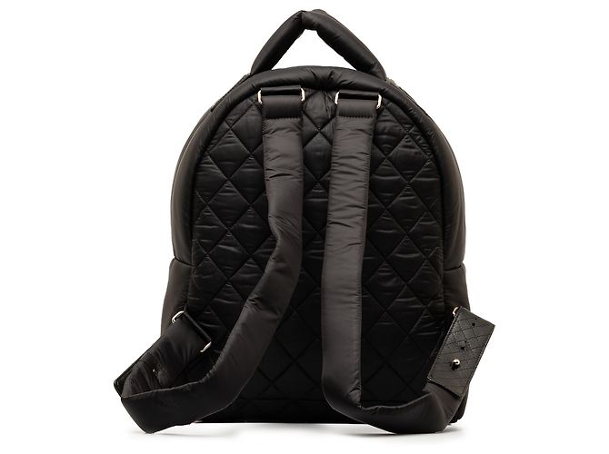 Chanel – Schwarzer Coco Cocoon Nylon-Rucksack - Ansicht 3
