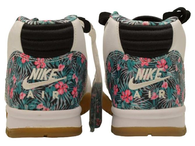 Baskets Nike Air Floral Mid en cuir blanc Taille 43 - vue 5
