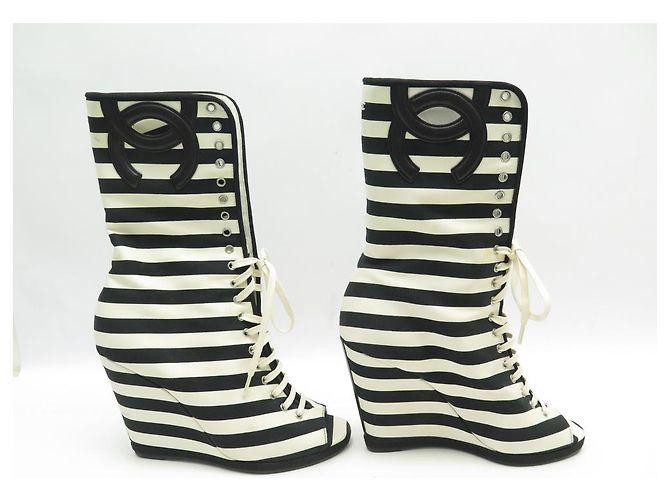 SCARPE CHANEL G27076 Stivaletti stringati 37 SPOSTAMENTO STRISCE LOGO CC - vista 3