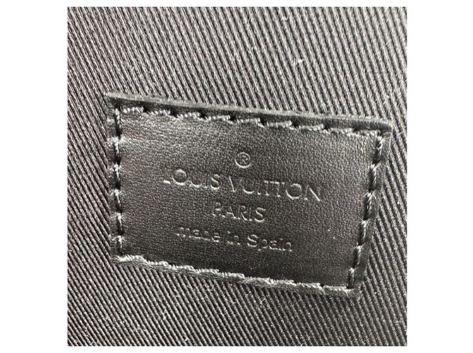 Borsa a tracolla Louis Vuitton Racer in pelle Empreinte Nero - vista 6