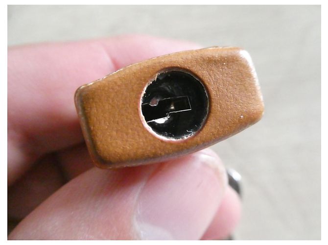 cadenas de bolso Hermès revestido de cuero Barenia marrón claro llave163 - vista 6