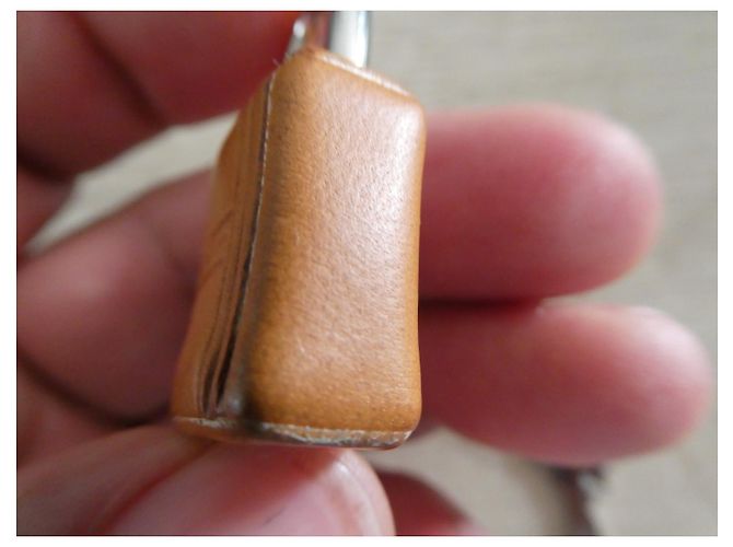 cadenas de bolso Hermès revestido de cuero Barenia marrón claro llave163 - vista 7