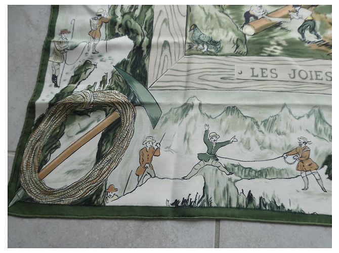 sciarpa Hermès del 1959 "le gioie della montagna" con scatola e sovrascatola Verde - vista 9