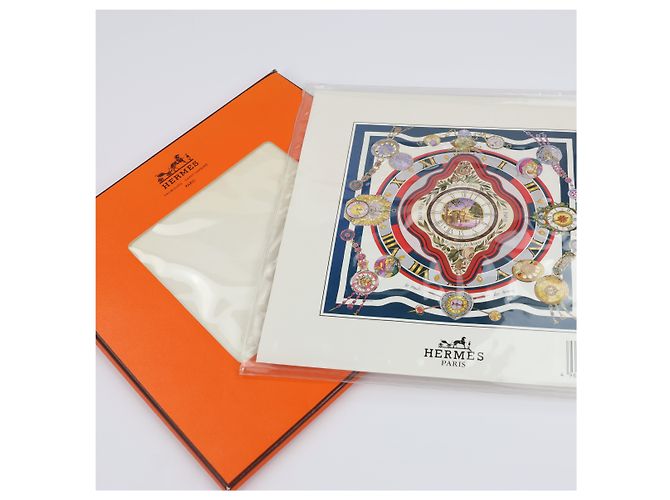 Garden Hermès Sciarpa di seta Hermes "Parmi les fleurs je compte les heures" Blu - vista 10