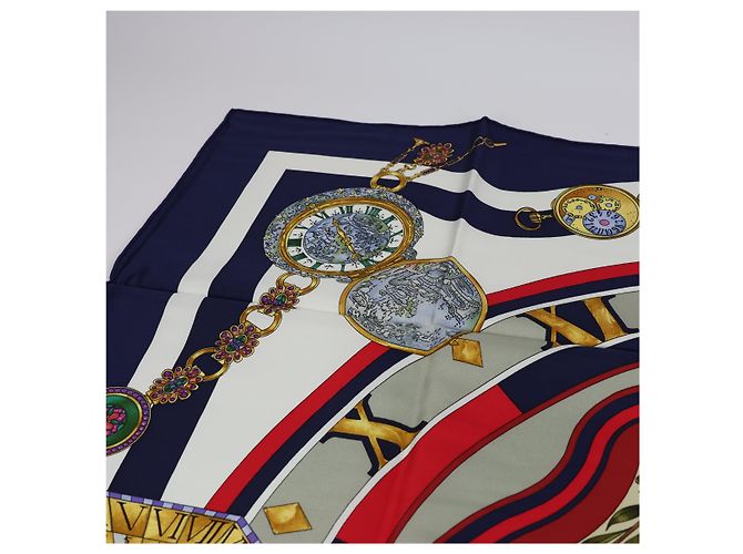 Garden Hermès Sciarpa di seta Hermes "Parmi les fleurs je compte les heures" Blu - vista 5