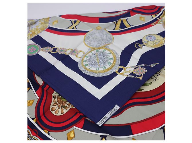 Garden Hermès Sciarpa di seta Hermes "Parmi les fleurs je compte les heures" Blu - vista 7