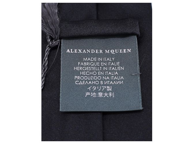 Cravatta Borchiata Alexander McQueen in Raso Nero - vista 3