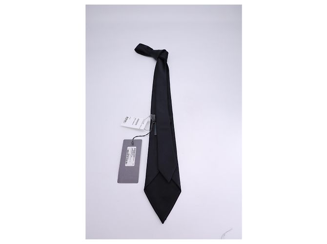 Cravatta Borchiata Alexander McQueen in Raso Nero - vista 6