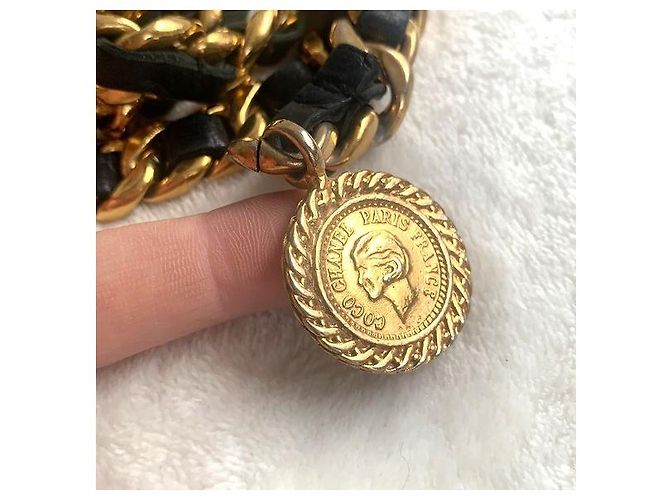 CHANEL Vintage Chunky Doppelkette aus Lammleder mit Medaillon Schwarz Golden - Ansicht 8