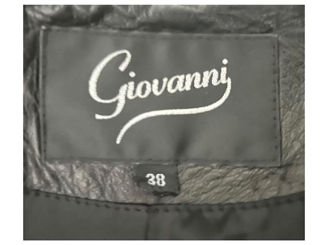 Autre Marque Abrigo de cuero acolchado Giovanni 3/4 talla 38. Negro - vista 6