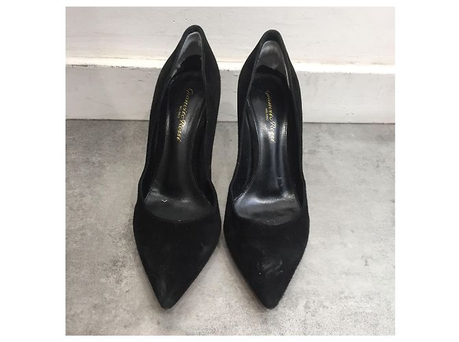 GIANVITO ROSSI Tacchi T.EU 37 Camoscio Nero - vista 2