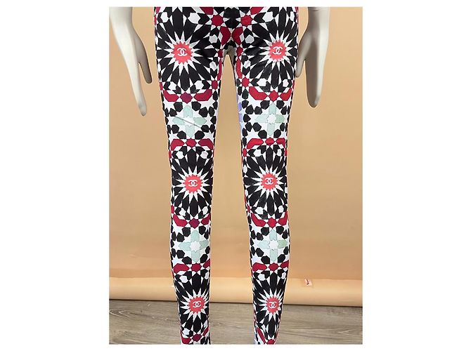 Chanel Dubai CC Logo Mosaic Relaxed Suit Multiple colors - view 7