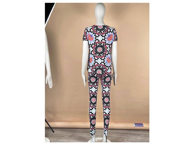 Chanel Dubai CC Logo Mosaic Relaxed Suit Multiple colors - view 9