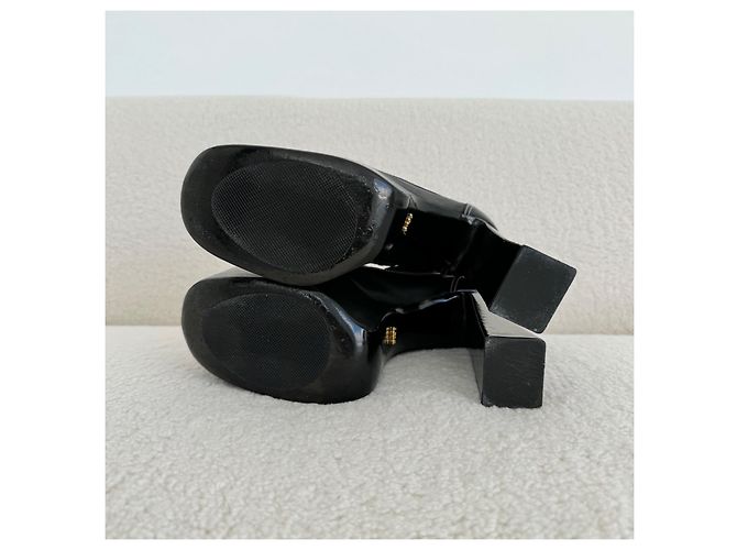 Décolleté con plateau Divine GCDS in pelle nera Nero - vista 5