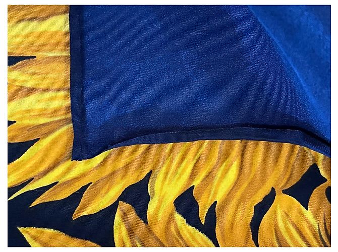 Fazzoletto Chanel in seta Girasoli Blu Oro - vista 4